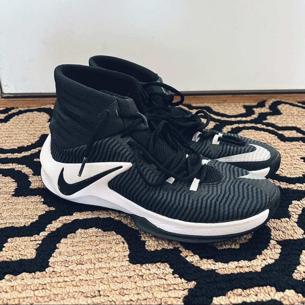 Mens Nike Basketball Shoes Size 8.5